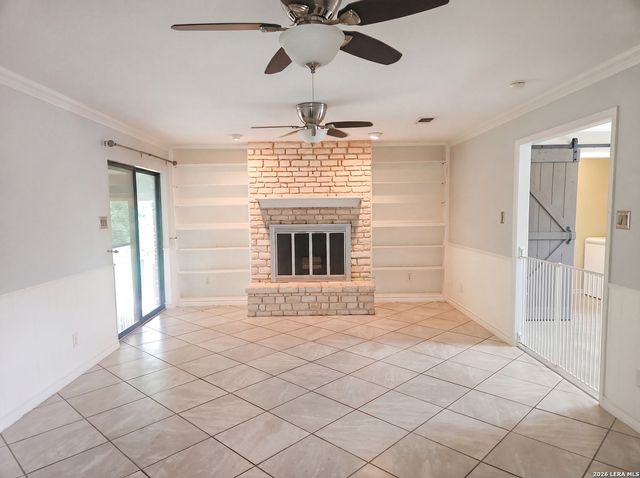 306 RANCHERO RD, Kerrville, TX 78028