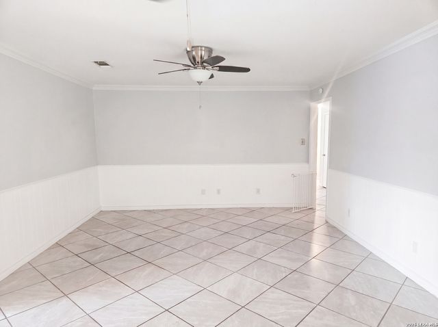 306 RANCHERO RD, Kerrville, TX 78028