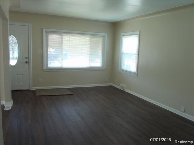 7535 REPUBLIC Avenue, Warren, MI 48091