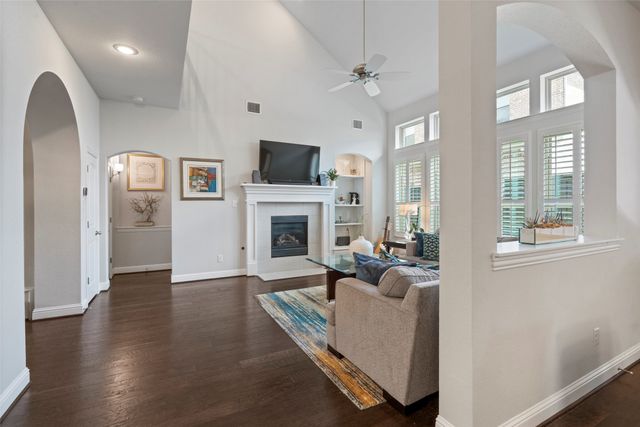 18265 Brighton Green, Dallas, TX 75252