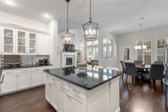 18265 Brighton Green, Dallas, TX 75252