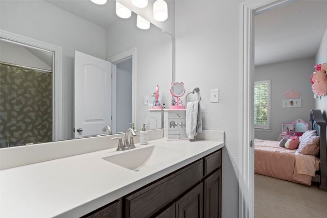 18265 Brighton Green, Dallas, TX 75252