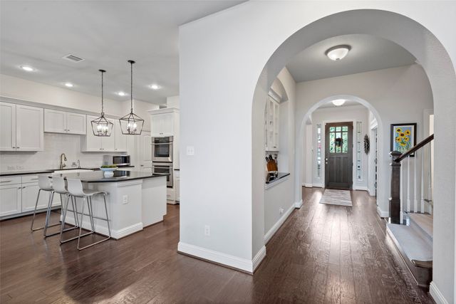 18265 Brighton Green, Dallas, TX 75252