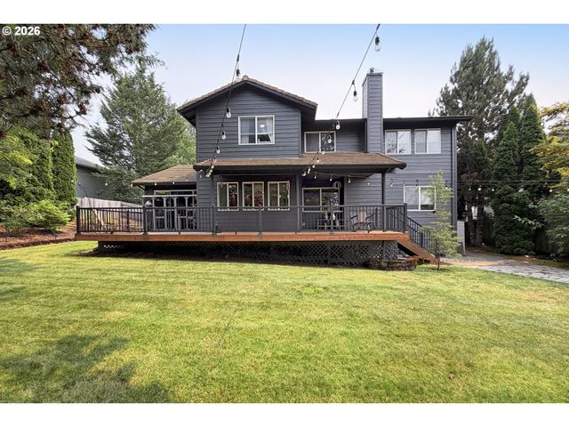 1067 Se DOGWOOD Ln, Gresham, OR 97080