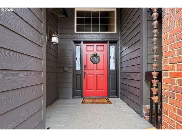 1067 Se DOGWOOD Ln, Gresham, OR 97080
