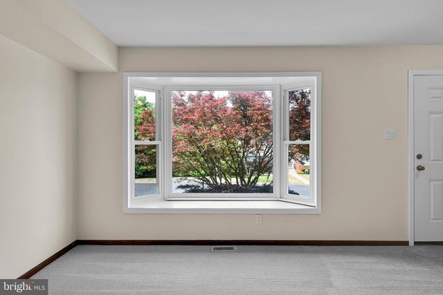 4169 RITTENHOUSE LN, Skippack, PA 19474