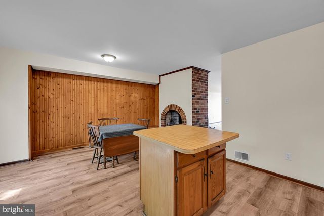 4169 RITTENHOUSE LN, Skippack, PA 19474