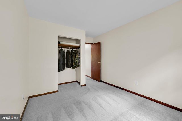 4169 RITTENHOUSE LN, Skippack, PA 19474