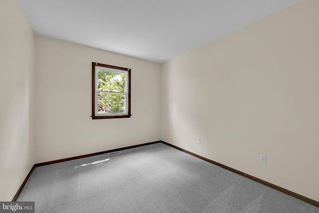 4169 RITTENHOUSE LN, Skippack, PA 19474