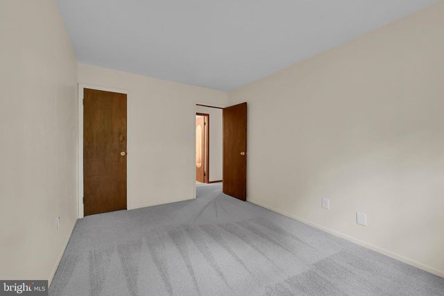 4169 RITTENHOUSE LN, Skippack, PA 19474