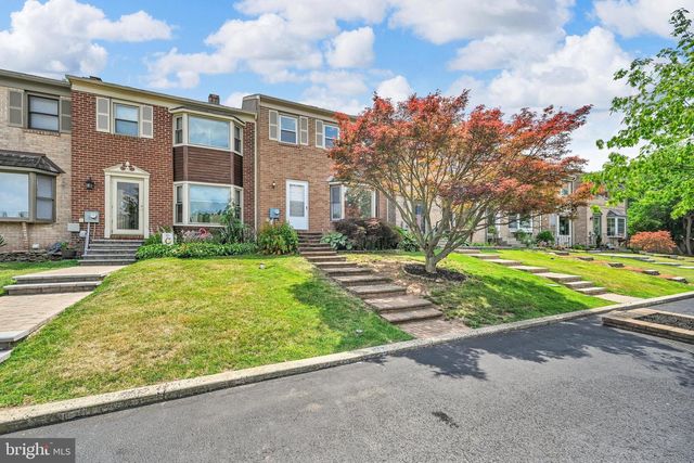 4169 RITTENHOUSE LN, Skippack, PA 19474