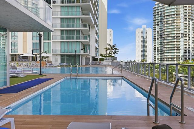 330 Sunny Isles Blvd 5-708, Sunny Isles Beach, FL 33160