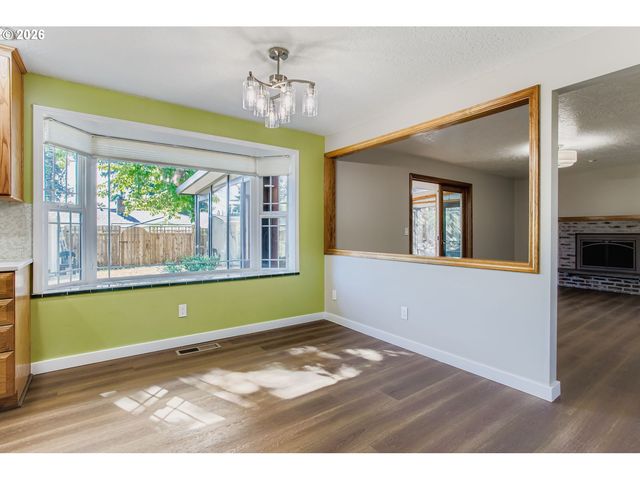 13541 Sw 63RD Pl, Portland, OR 97219