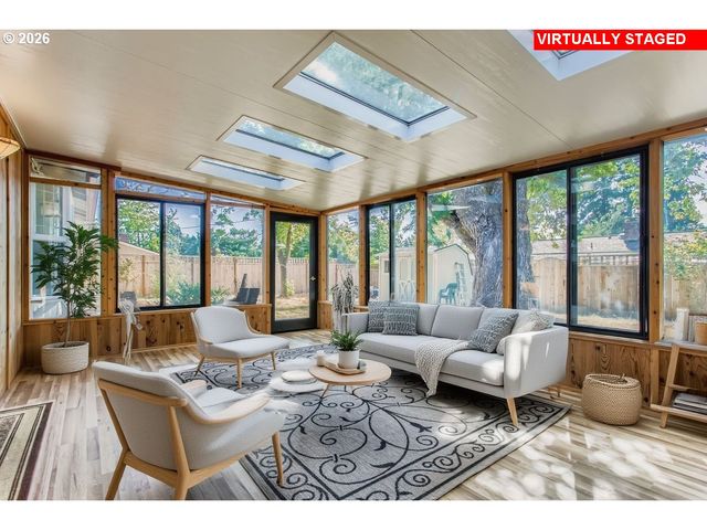 13541 Sw 63RD Pl, Portland, OR 97219