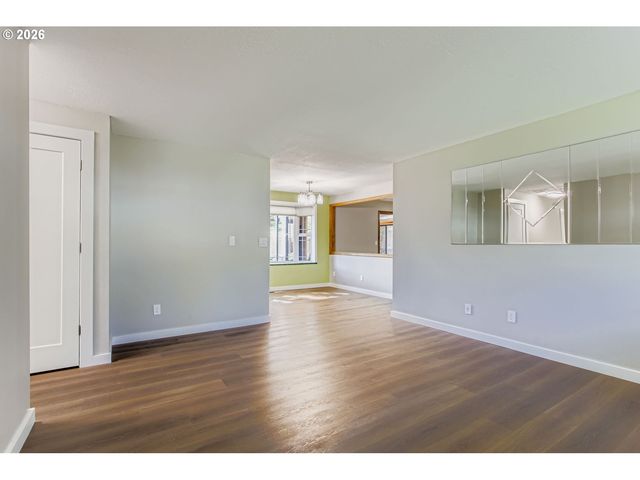 13541 Sw 63RD Pl, Portland, OR 97219