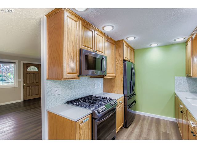 13541 Sw 63RD Pl, Portland, OR 97219