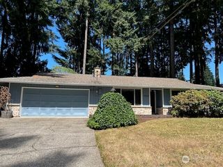7710 Bobcat Drive SE, Lacey, WA 98503