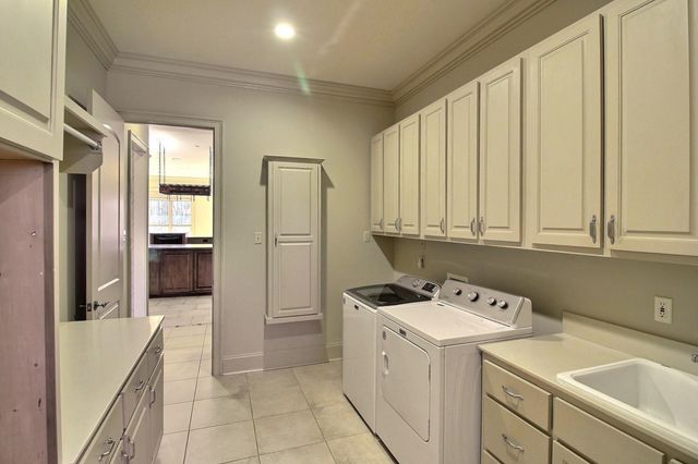 580 HICKORY LAKE RD, Eads, TN 38028