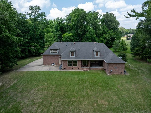 580 HICKORY LAKE RD, Eads, TN 38028