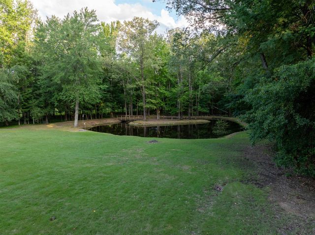 580 HICKORY LAKE RD, Eads, TN 38028