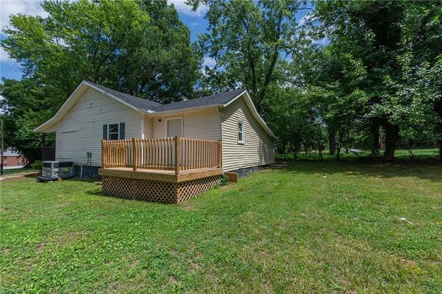 304 Phillips Street, Thomasville, NC 27360