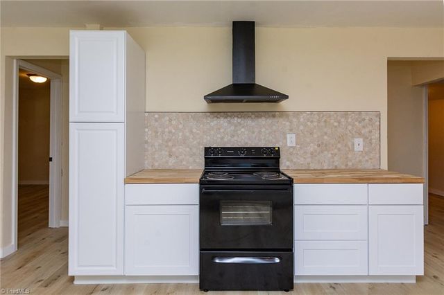 304 Phillips Street, Thomasville, NC 27360
