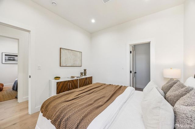 736 Lisbon Street, San Francisco, CA 94112