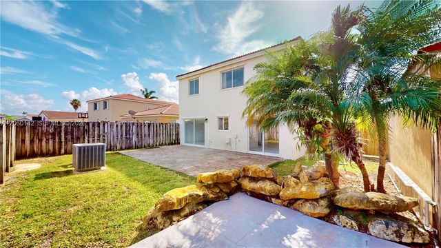 17343 SW 142nd Place, Miami, FL 33177