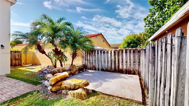 17343 SW 142nd Place, Miami, FL 33177