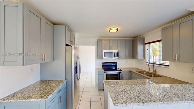 17343 SW 142nd Place, Miami, FL 33177