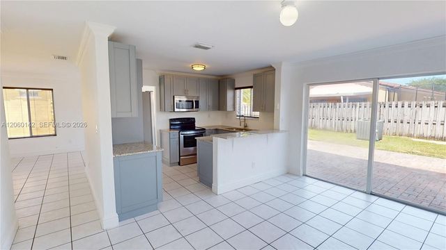 17343 SW 142nd Place, Miami, FL 33177