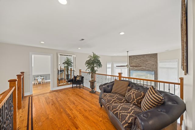 14344 Dixon Lane, Homer Glen, IL 60491