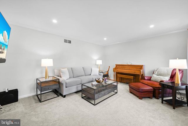 2441 FRUITVILLE PIKE, Lancaster, PA 17601