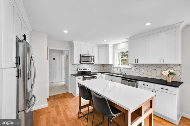 2441 FRUITVILLE PIKE, Lancaster, PA 17601