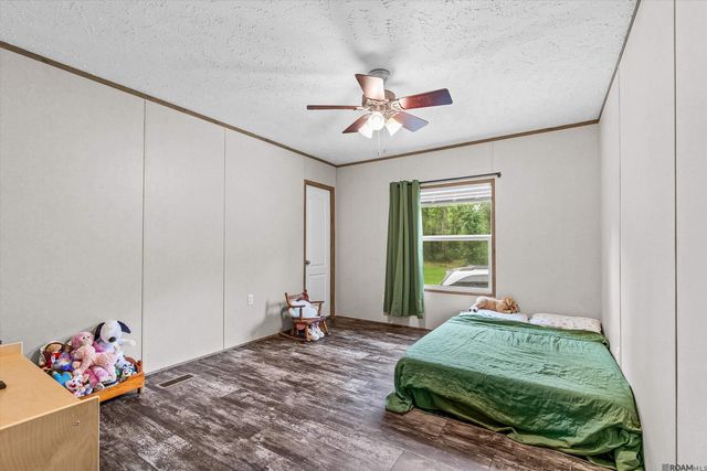 19646 King George, Livingston, LA 70754