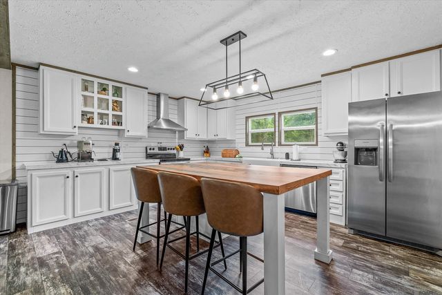 19646 King George, Livingston, LA 70754