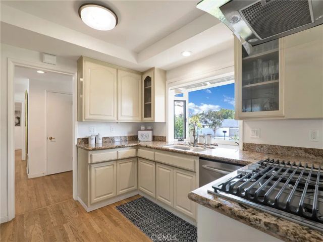 19143 Marilla, Northridge, CA 91324