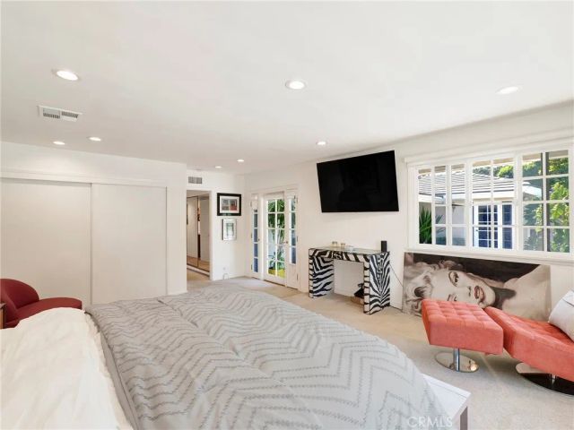 19143 Marilla, Northridge, CA 91324