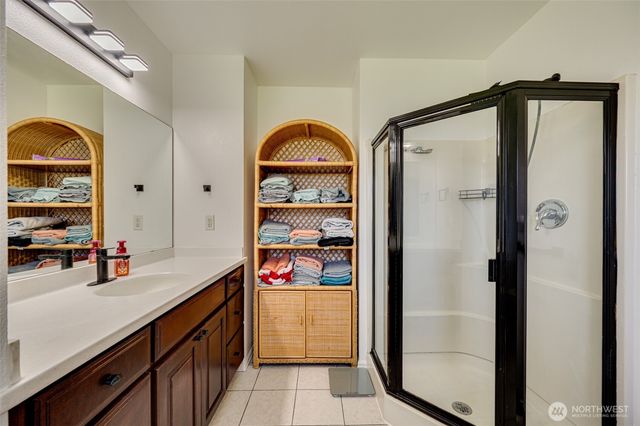 2126 Lewis River Road, Woodland, WA 98674