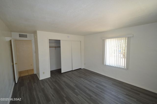 2119 N Catalina Avenue, Tucson, AZ 85712
