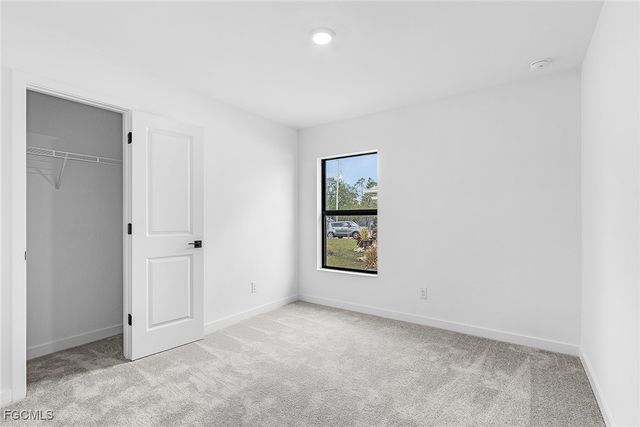 827 Rue Labeau CIR, Fort Myers, FL 33913