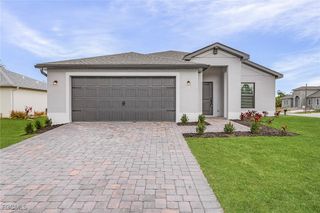827 Rue Labeau CIR, Fort Myers, FL 33913