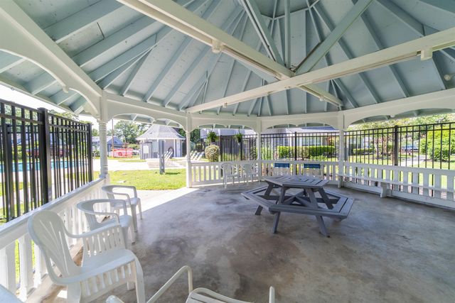 1210 Benna Dr Apt B, Myrtle Beach, SC 29577