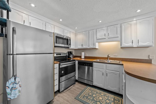1210 Benna Dr Apt B, Myrtle Beach, SC 29577