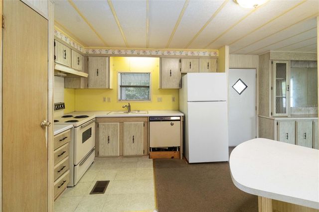 130 FLORENCE BOULEVARD, Debary, FL 32713