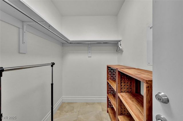 4525 Dean Martin Drive 306, Las Vegas, NV 89103