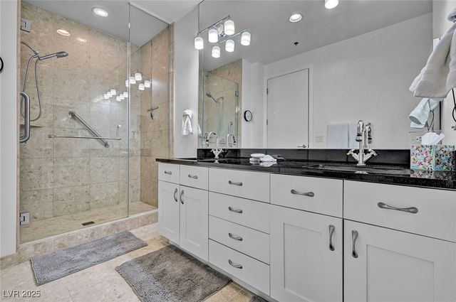 4525 Dean Martin Drive 306, Las Vegas, NV 89103