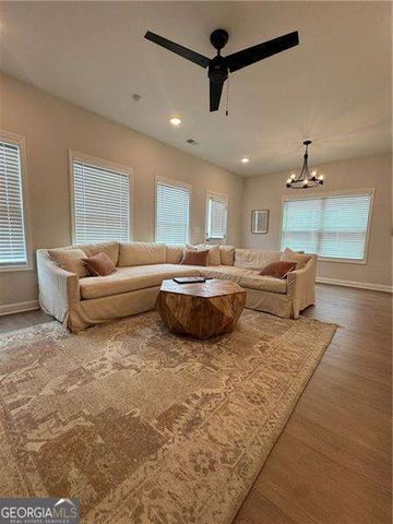 112 Winsome Way, Woodstock, GA 30188