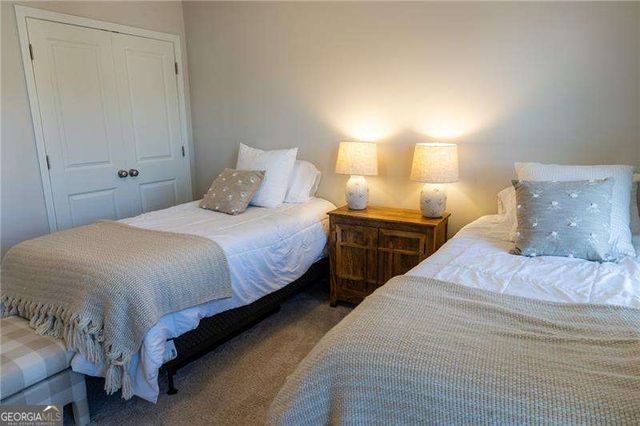 112 Winsome Way, Woodstock, GA 30188