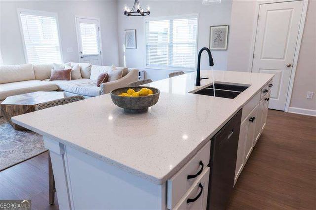 112 Winsome Way, Woodstock, GA 30188